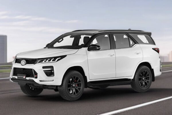 Fortuner GRS 2024 - White