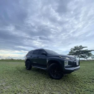 Mitsubishi Montero GT 4X4 Top of the Line